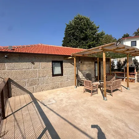 Refugio Do Grilo * Каштелу-ди-Пайва